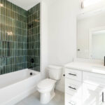 Linden_bathroom2